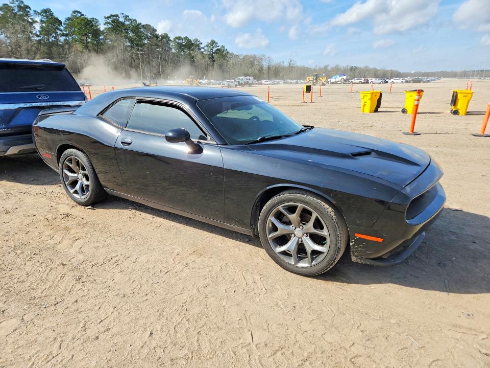Photo 4 from auction – 2016 DODGE CHALLENGER with VIN 2C3CDZAG9GH331638