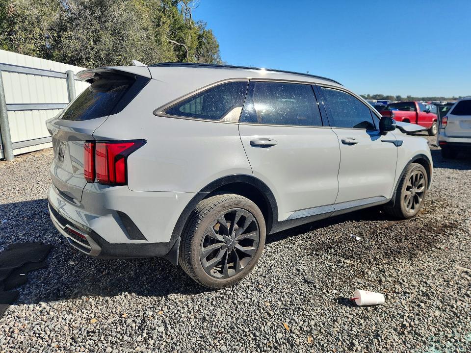 صورة رقم 3 من المزاد - 2023 KIA SORENTO مع VIN 5XYRK4LF4PG168768