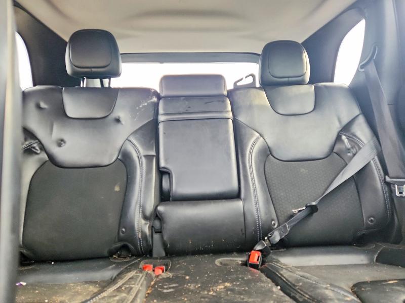 Photo 10 from auction – 2019 JEEP CHEROKEE with VIN 1C4PJLLB3KD344248