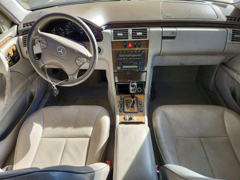 Photo 8 from auction – 2002 MERCEDES-BENZ E with VIN WDBJF65J72B498744