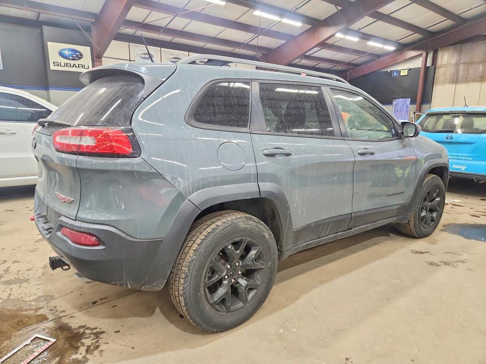 Photo 3 from auction – 2014 JEEP CHEROKEE T with VIN 1C4PJMBS5EW276213
