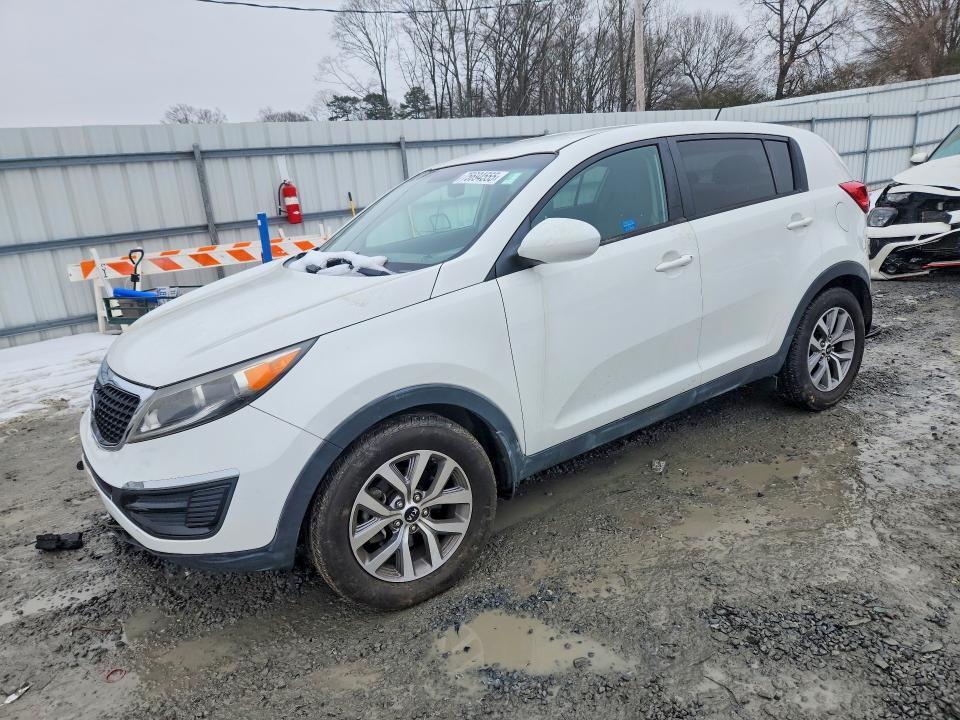 Photo 1 from auction – 2016 KIA SPORTAGE L with VIN KNDPB3AC8G7847711