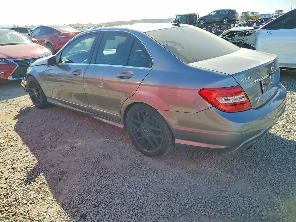 Photo 2 from auction – 2012 MERCEDES-BENZ C 250 with VIN WDDGF4HB7CA609746