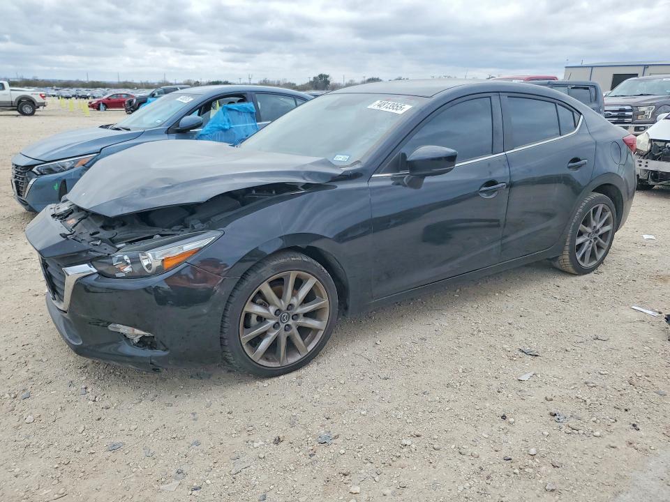 MAZDA 3 2018 with VIN 3MZBN1V33JM222997 - Photo from auction