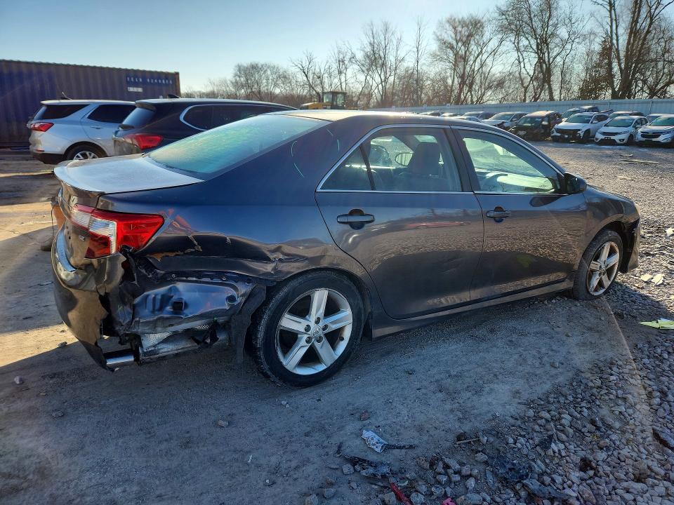 Photo 3 from auction – 2014 TOYOTA CAMRY with VIN 4T1BF1FK1EU378796