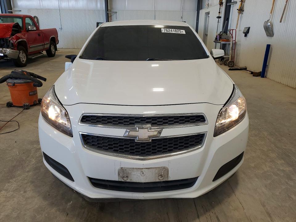 Photo 5 from auction – 2013 CHEVROLET MALIBU with VIN 1G11C5SA5DF297521