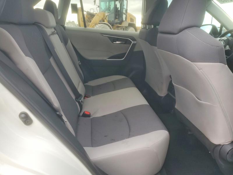 Photo 11 from auction – 2024 TOYOTA RAV4 with VIN 2T3W1RFV0RC274162
