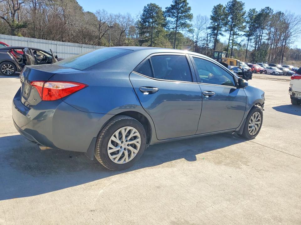 Photo 3 from auction – 2017 TOYOTA COROLLA with VIN 2T1BURHE6HC854011