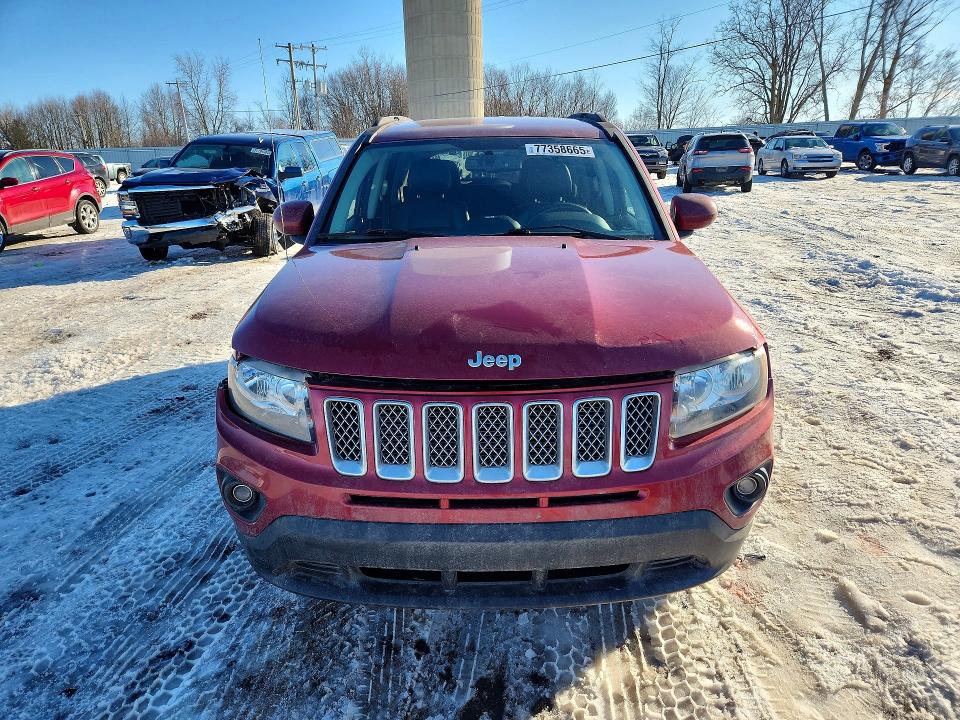 Photo 5 from auction – 2015 JEEP COMPASS with VIN 1C4NJDEB4FD370969