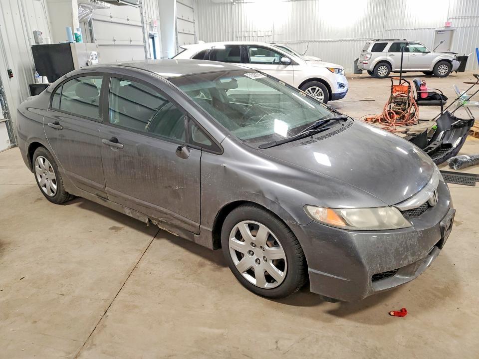 Photo 4 from auction – 2011 HONDA CIVIC with VIN 19XFA1F69BE020590