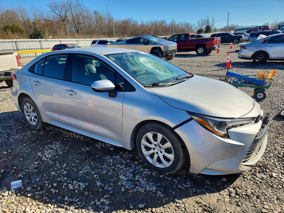 Photo 4 from auction – 2024 TOYOTA COROLLA LE with VIN 5YFB4MDE1RP137610