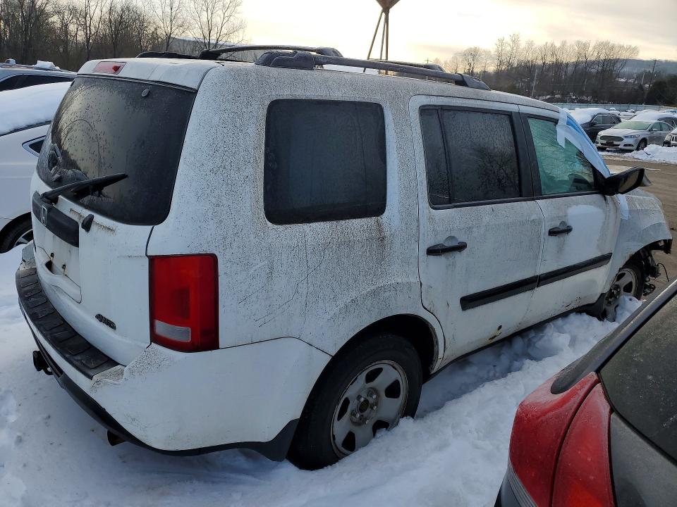 Фото 3 с аукциона – 2012 HONDA PILOT LX с VIN 5FNYF4H22CB034977