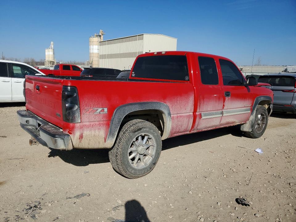 Photo 3 from auction – 2003 CHEV SILVERADO with VIN 1GCEK19T63Z171161