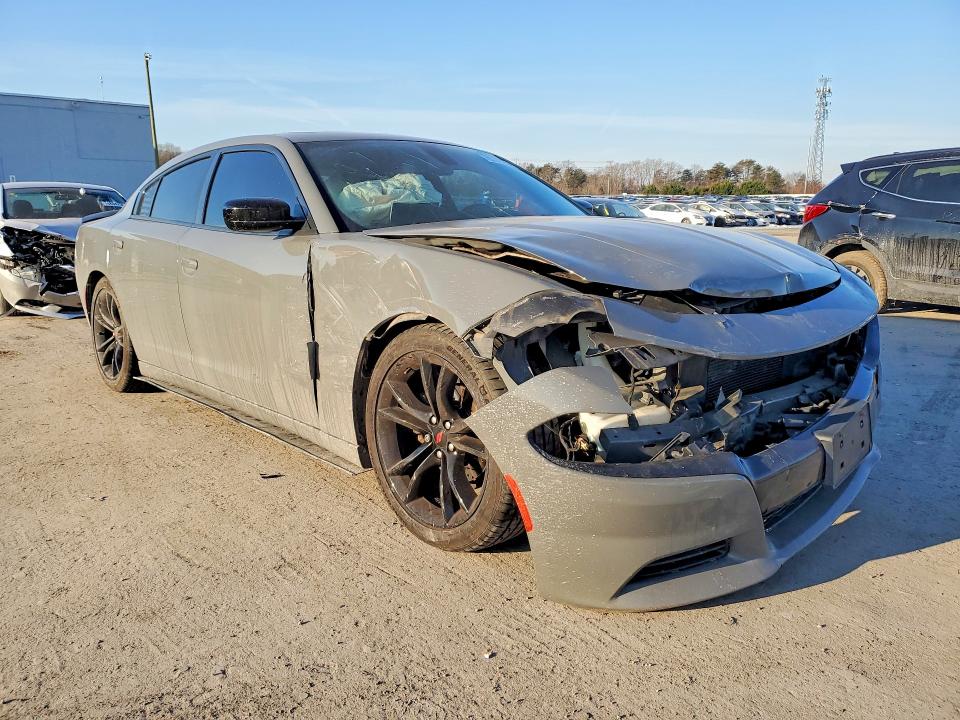 Photo 4 from auction – 2018 DODGE CHARGER with VIN 2C3CDXHG9JH164389