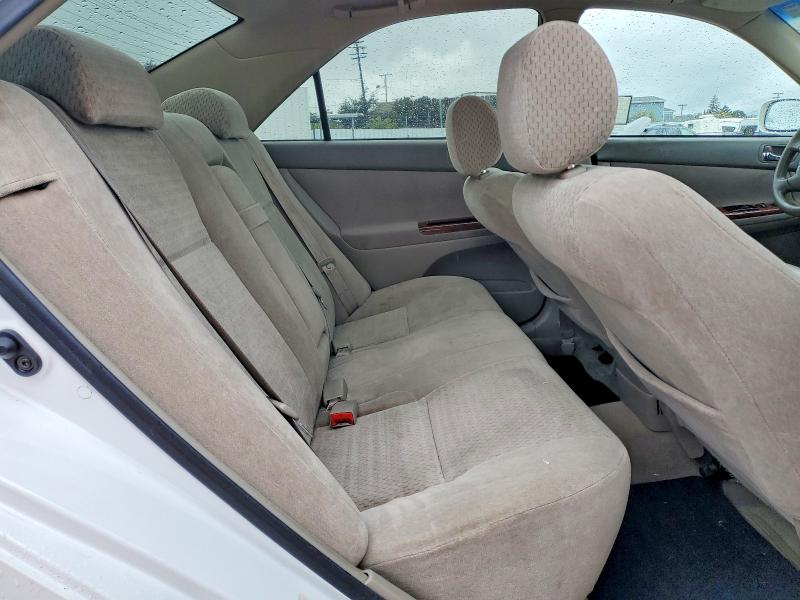 Photo 10 from auction – 2002 TOYOTA CAMRY with VIN JTDBE32K320129606