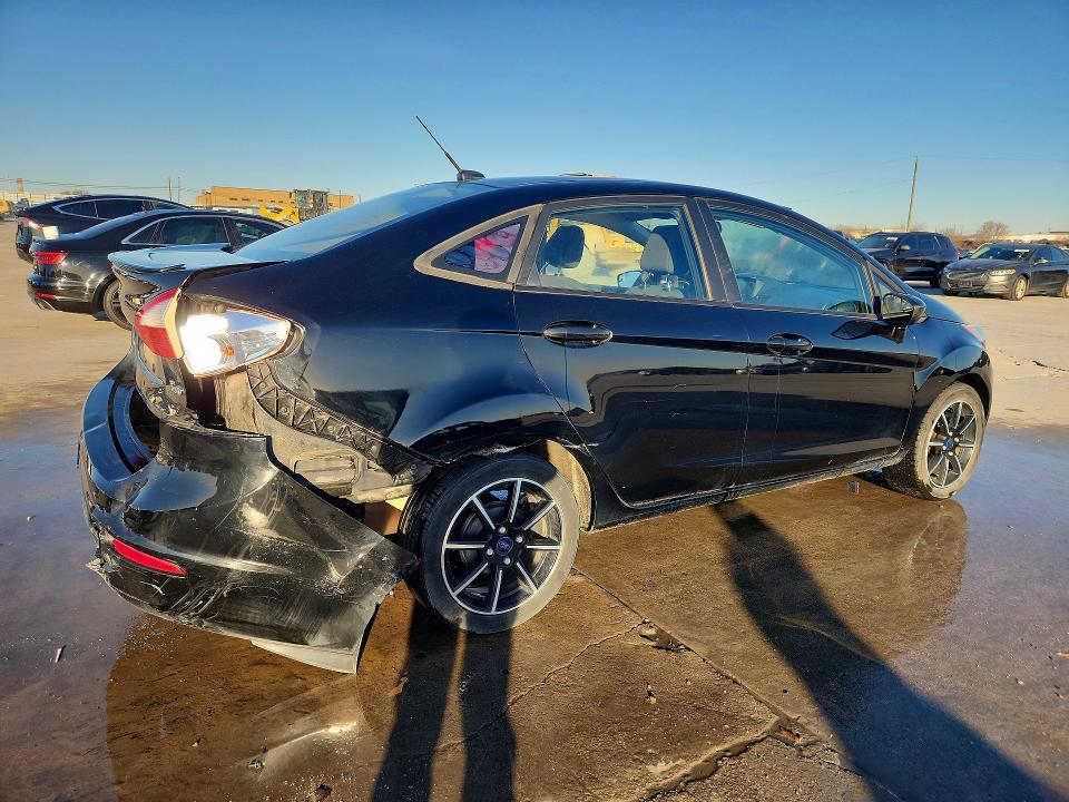 صورة رقم 3 من المزاد - 2017 FORD FIESTA مع VIN 3FADP4BJ4HM125804