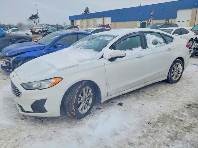 FORD FUSION 2019 with VIN 3FA6P0HD9KR215219 - Photo from auction
