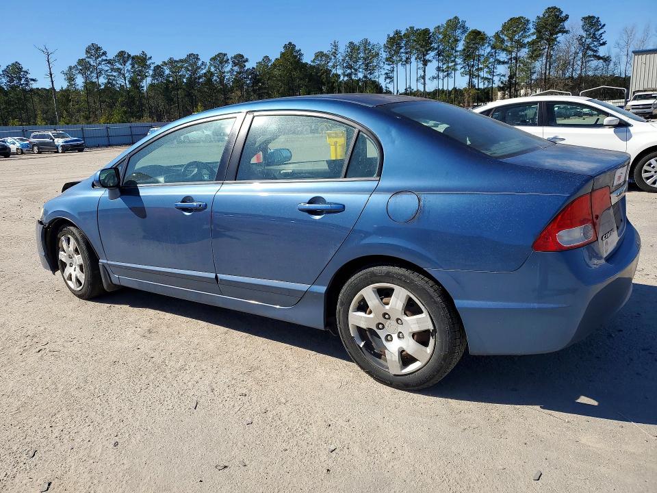Zdjęcie 2 z aukcji – 2010 HONDA CIVIC LX z VIN 2HGFA1F59AH580685