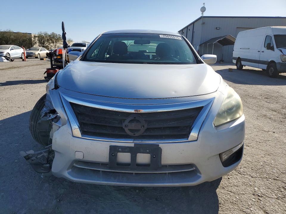 Photo 5 from auction – 2013 NISSAN ALTIMA 2.5 with VIN 1N4AL3AP3DC117073