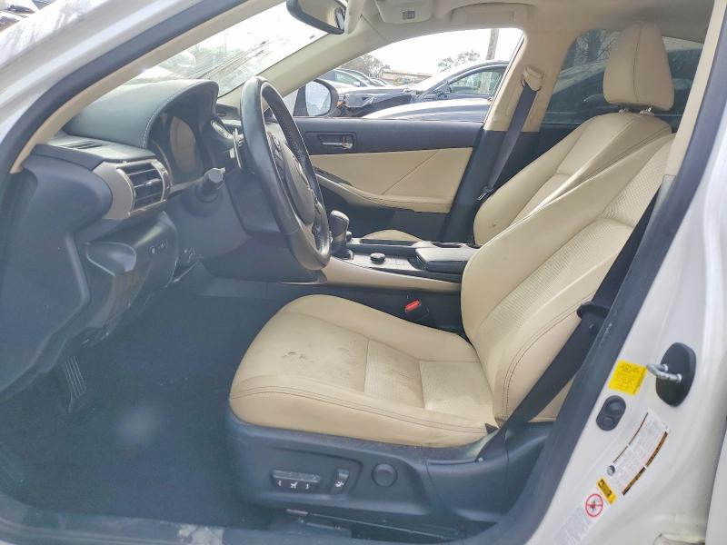 Photo 7 from auction – 2016 LEXUS IS 200T with VIN JTHBA1D26G5023446