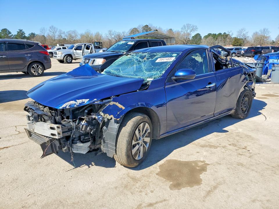 NISSAN ALTIMA 2020 with VIN 1N4BL4BV6LC267829 - Photo from auction
