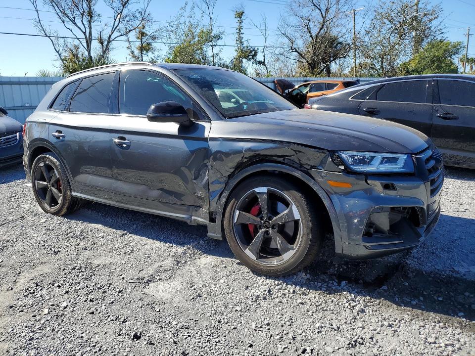 Photo 4 from auction – 2020 AUDI SQ5 with VIN WA1B4AFY5L2120234