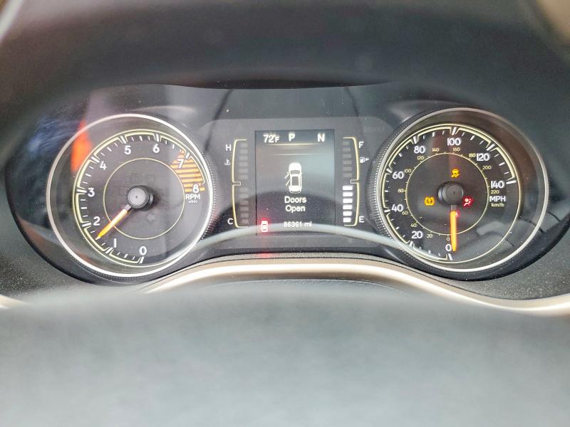 Photo 9 from auction – 2017 JEEP CHEROKEE with VIN 1C4PJMCS0HW525617