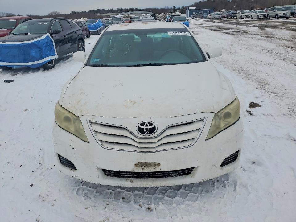 Photo 5 from auction – 2011 TOYOTA CAMRY BASE with VIN 4T4BF3EK7BR133743