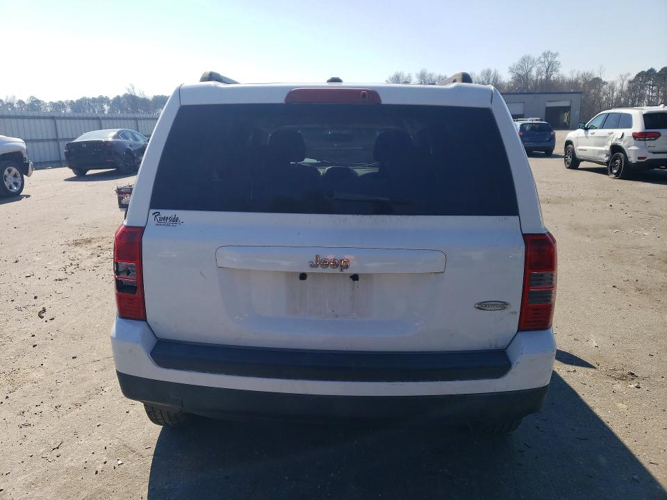 Photo 6 from auction – 2011 JEEP PATRIOT SP with VIN 1J4NT1GA3BD143001