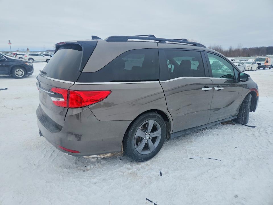 Photo 3 from auction – 2022 HONDA ODYSSEY EX with VIN 5FNRL6H56NB019968