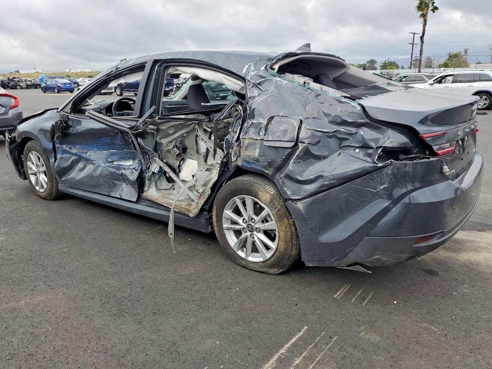 Photo 2 from auction – 2025 TOYOTA CAMRY with VIN 4T1DAACK8SU522139