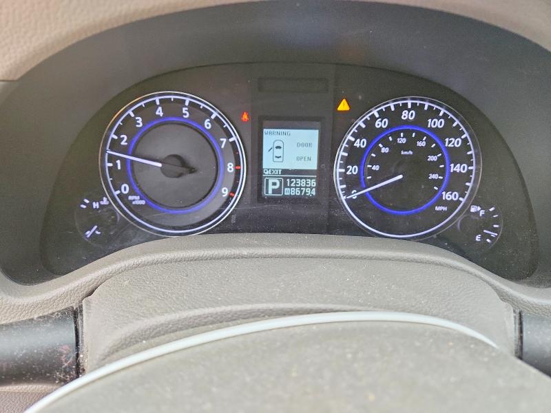 Photo 9 from auction – 2015 INFINITY Q40 with VIN JN1CV6AR0FM523781