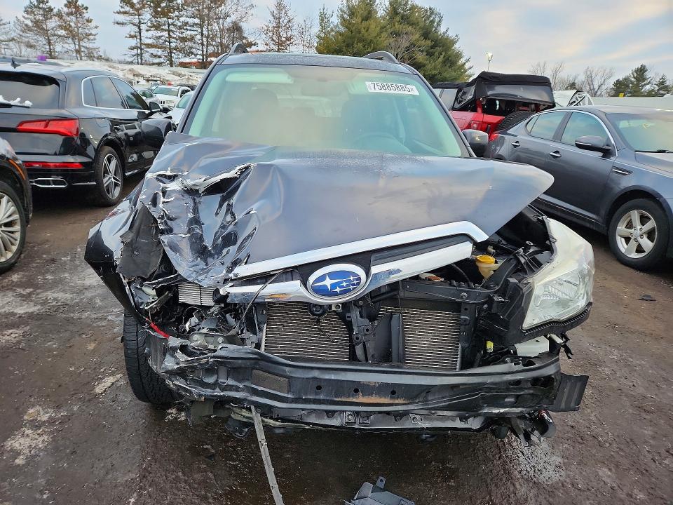 Photo 5 from auction – 2016 SUBARU FORESTER with VIN JF2SJADC0GH496382