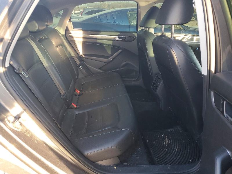 Photo 10 from auction – 2016 VOLKSWAGEN PASSAT with VIN 1VWBS7A36GC059063
