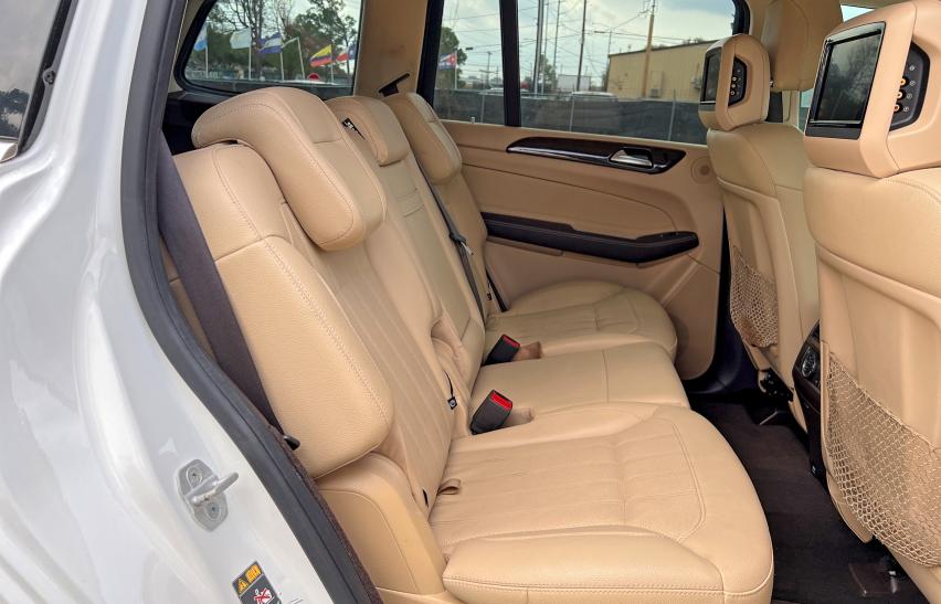 Photo 6 from auction – 2017 MERCEDES-BENZ GLS with VIN 4JGDF6EE6HA747515