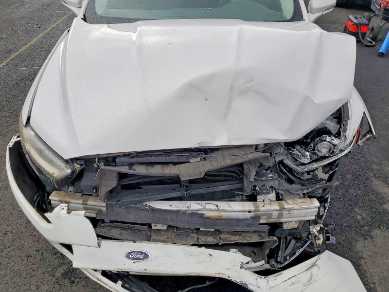 Photo 11 from auction – 2015 FORD FUSION SE with VIN 3FA6P0LU7FR119120
