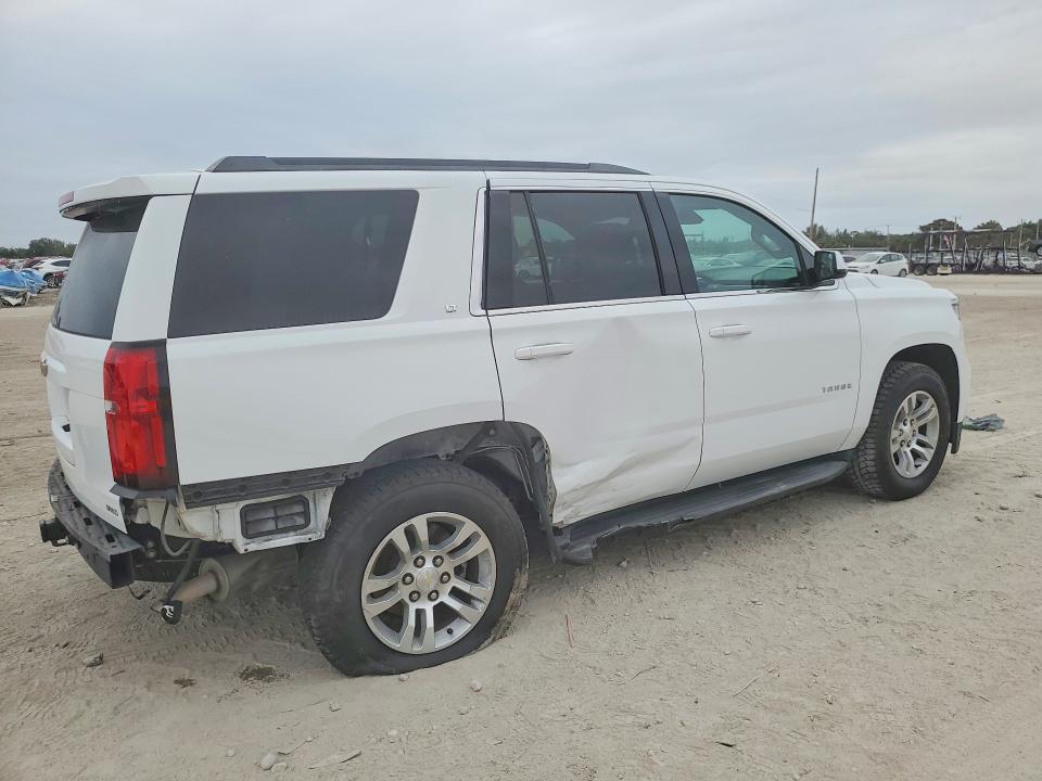 Photo 3 from auction – 2018 CHEVROLET TAHOE with VIN 1GNSCBKC5JR157899