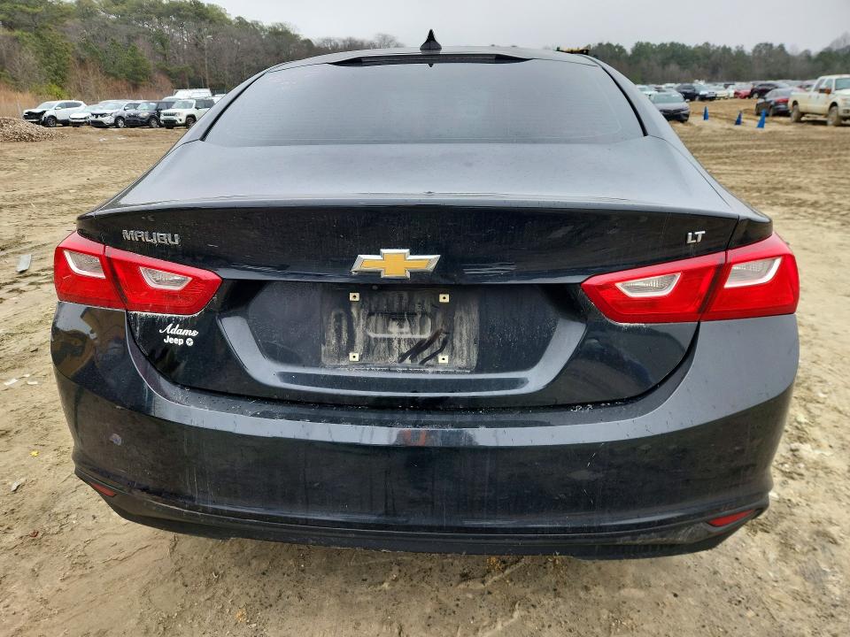 Photo 6 from auction – 2016 CHEVROLET MALIBU with VIN 1G1ZE5ST1GF332090