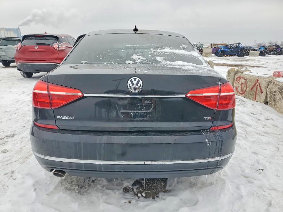 Photo 6 from auction – 2016 VOLKSWAGEN PASSAT SE with VIN 1VWBT7A34GC017665