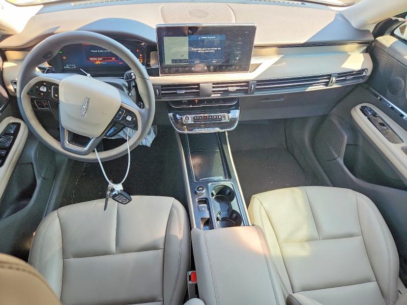 Photo 8 from auction – 2023 LINCOLN CORSAIR with VIN 5LMCJ1CA3PUL21661