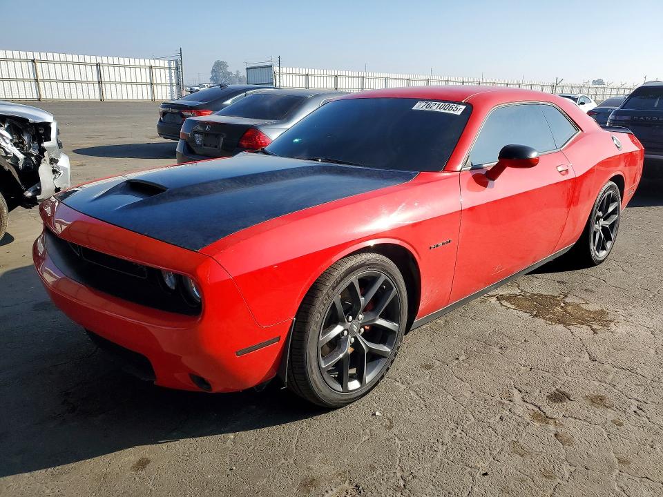 DODGE CHALLENGER 2022 with VIN 2C3CDZBT7NH156444 - Photo from auction