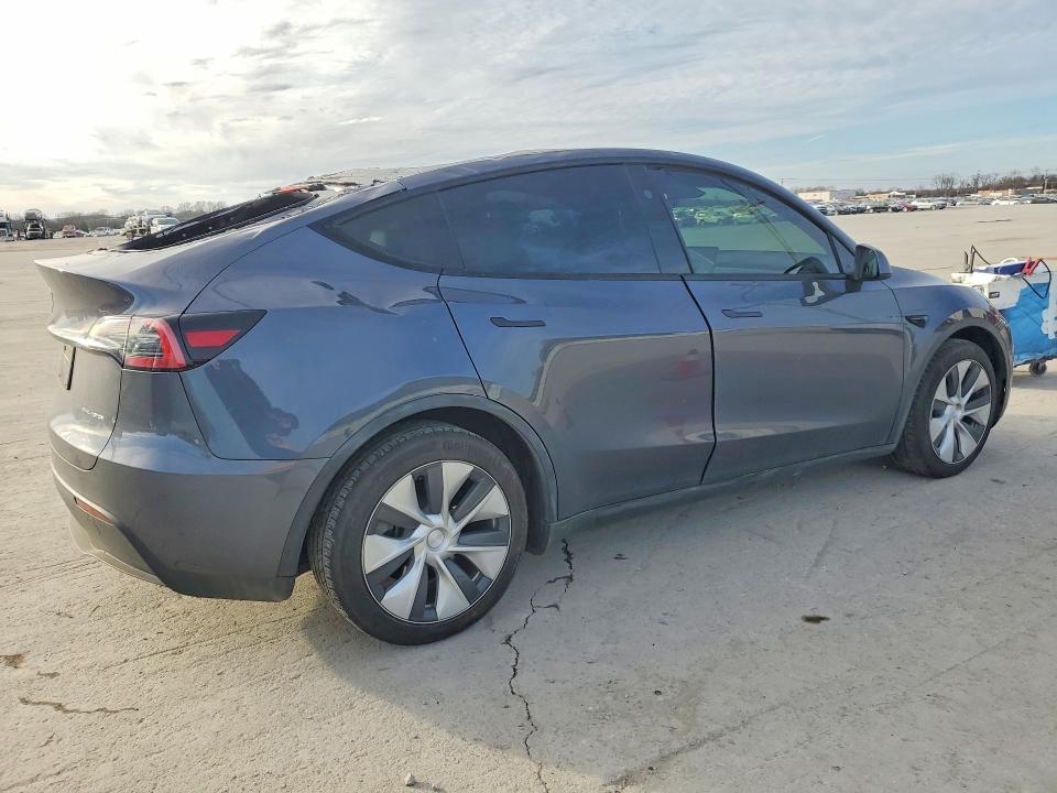 Photo 3 from auction – 2023 TESLA MODEL Y with VIN 7SAYGDEE0PF827912