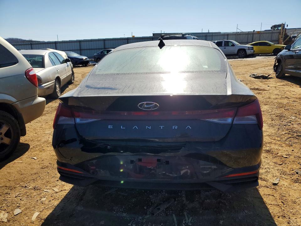 Photo 6 from auction – 2023 HYUNDAI ELANTRA with VIN KMHLM4AG8PU397752