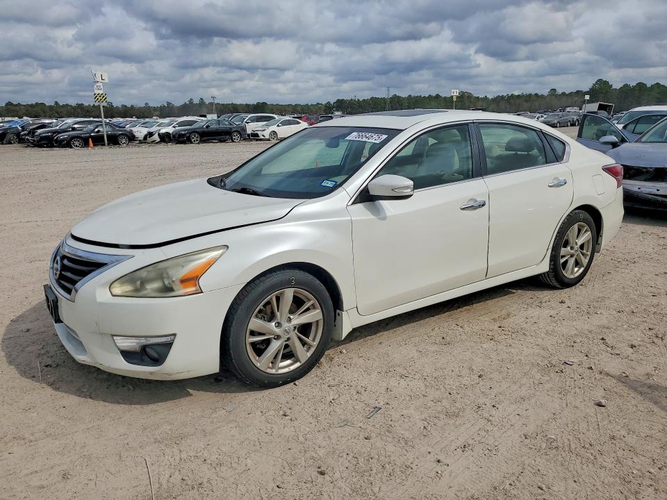 NISSAN ALTIMA 2.5 2014 with VIN 1N4AL3AP7EC199665 - Photo from auction