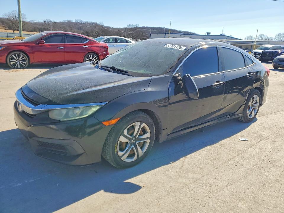HONDA CIVIC 2018 with VIN 19XFC2F58JE027200 - Photo from auction