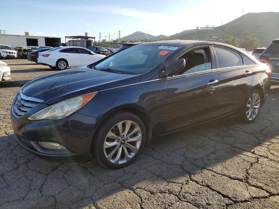 HYUNDAI SONATA 2011 with VIN 5NPEC4AC1BH071078 - Photo from auction