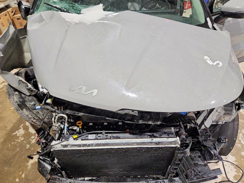 Photo 12 from auction – 2025 KIA CARNIVAL with VIN KNDNC5K31S6541589