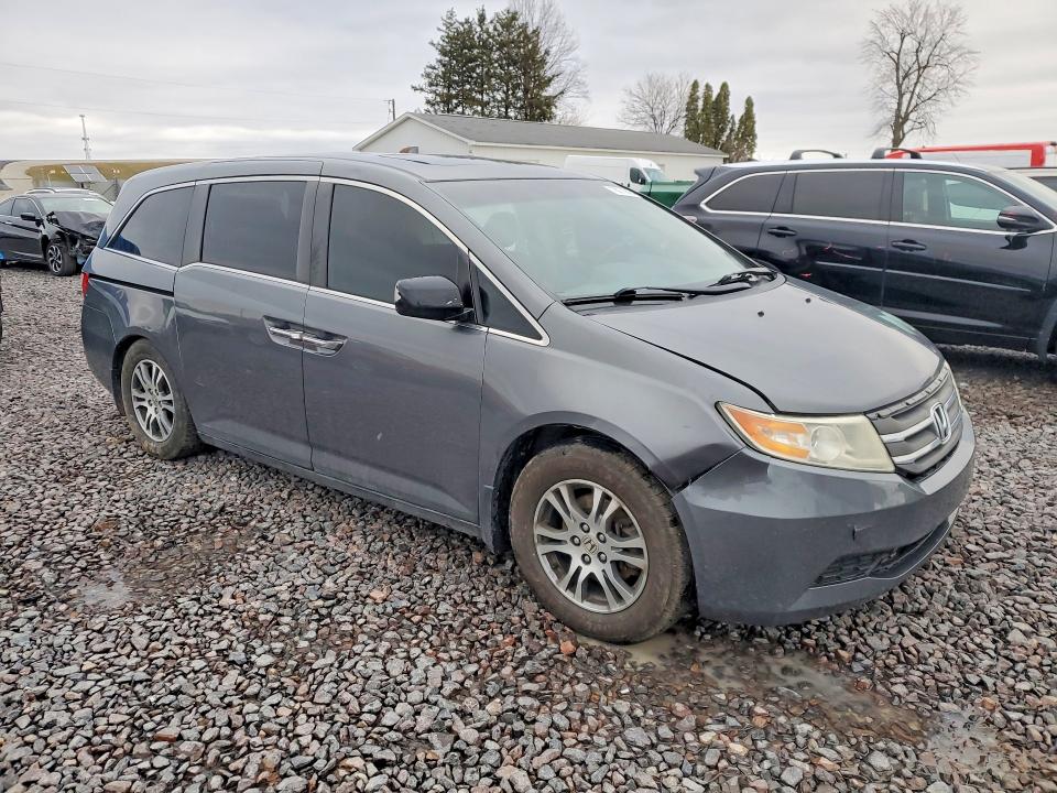 Photo 4 from auction – 2012 HONDA ODYSSEY with VIN 5FNRL5H65CB117714