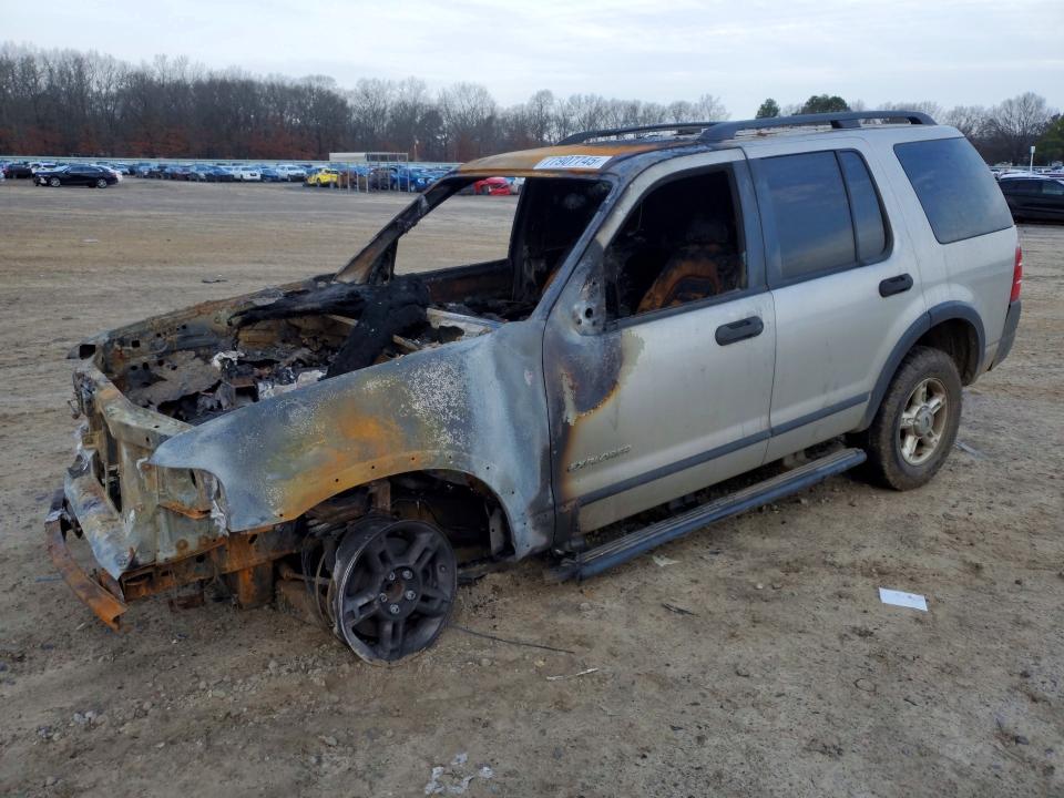 FORD EXPLORER 2004 with VIN 1FMZU62K64ZA95383 - Photo from auction