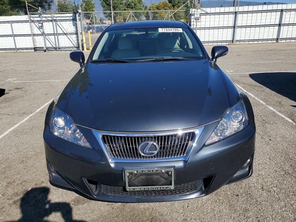 Photo 5 from auction – 2011 LEXUS IS with VIN JTHBF5C21B5144856